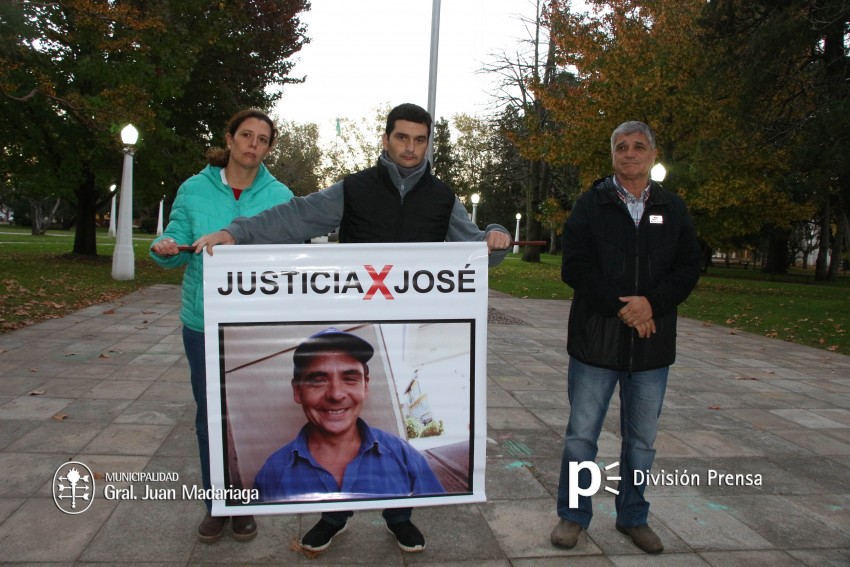 Realizaron una movilizacin para pedir justicia por Jos Azpirolea