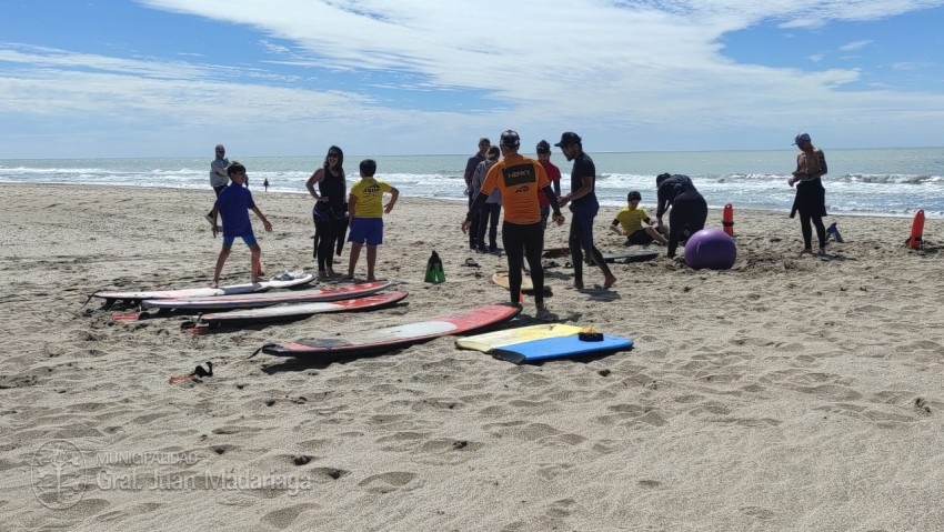 El Surf Adaptado y una jornada inolvidable en el mar