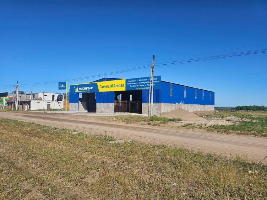 La empresa Comercial Arenas se suma al Frente de Ruta 11